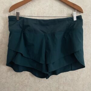 Calia by Carrie Underwood women's large athletic shorts